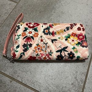 RFID Accordion Wristlet - Prairie Paisley